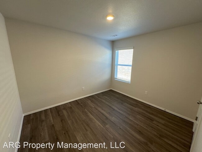 Building Photo - 3 br, 2 bath House - 1708 Loveland Street