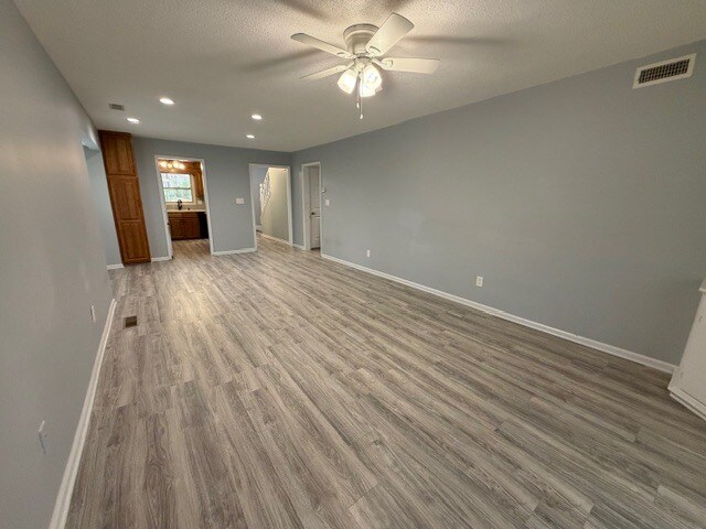 Foto del edificio - 1602 Ternberry Rd