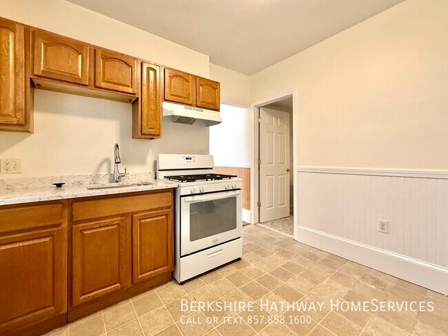 Photo - 2 Cypress St Apartment