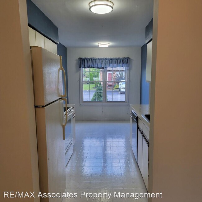Foto del edificio - 2 br, 2.5 bath House - 121 Cobble Creek Curve