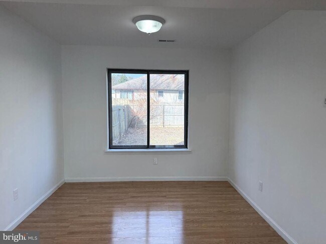 Foto del edificio - 2514 St James Church Rd