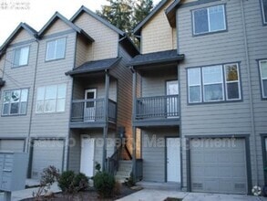 Building Photo - 5413 SE 119th Ave