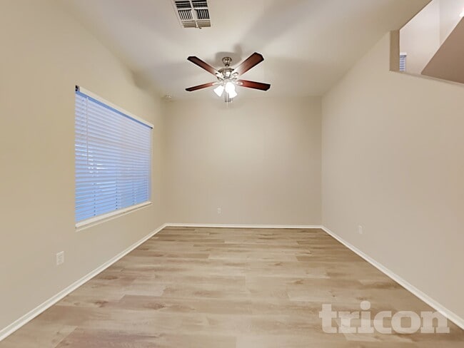 Building Photo - 14415 N 132nd Dr