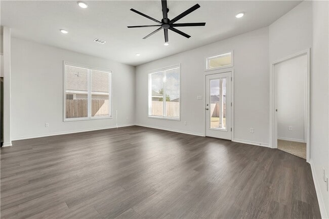 Building Photo - 3168 N Earl Rudder Fwy