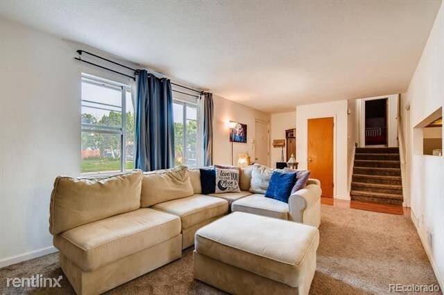 Foto del edificio - 4 br, 1 bath House - 11887 Lafayette Street