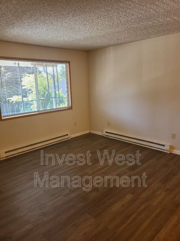 Foto del edificio - 8402 NE 8th Way