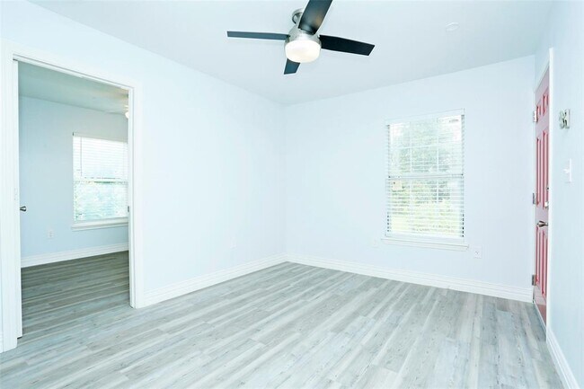 Foto del edificio - 3603 Bastrop St