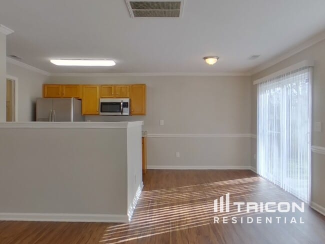 Building Photo - 8334 Rolling Meadows Ln