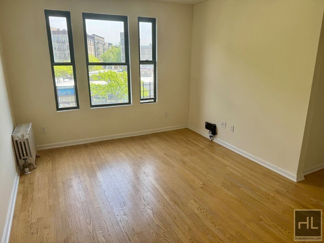 Foto principal - West 171st Street