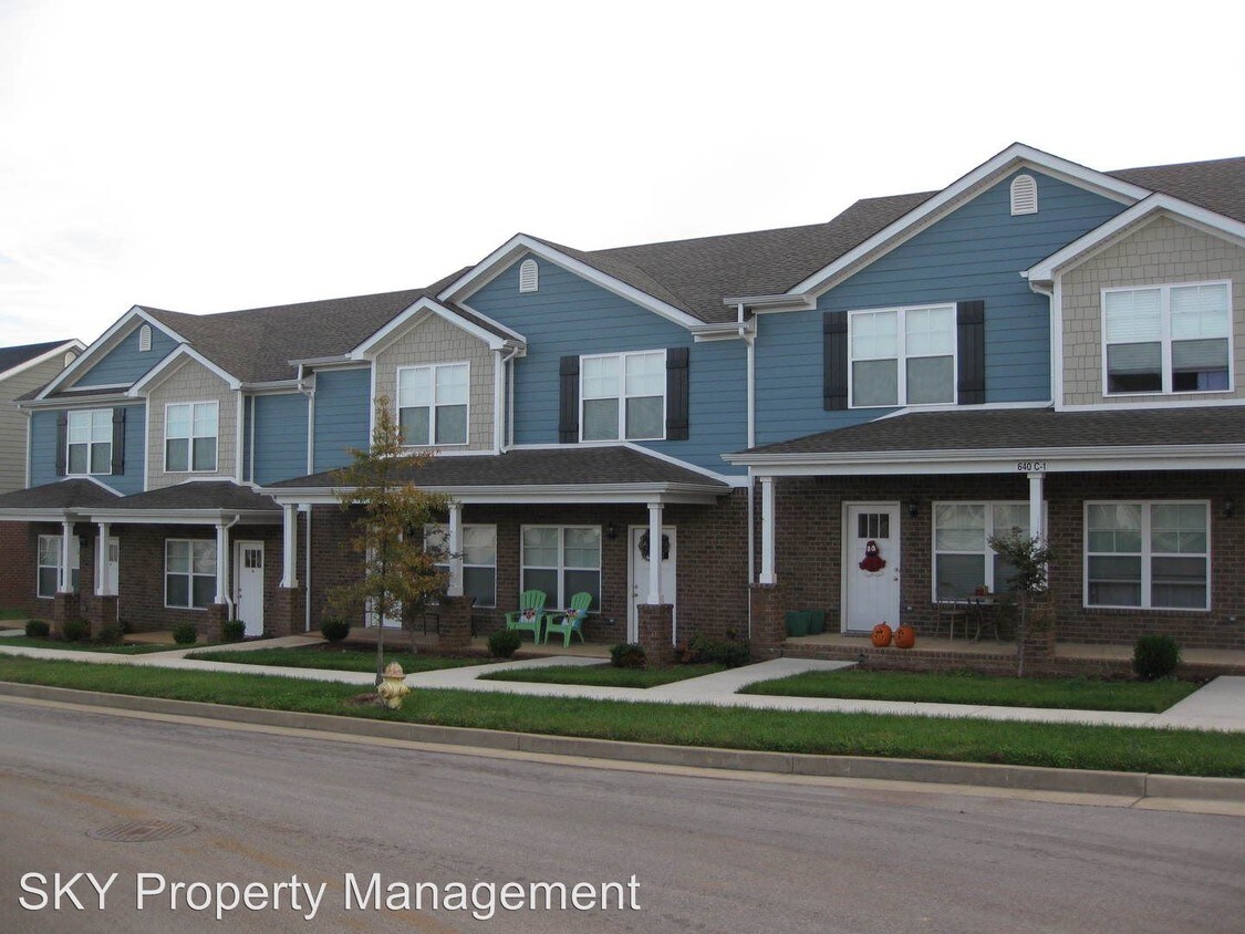 Building Photo - 640 Continental Dr
