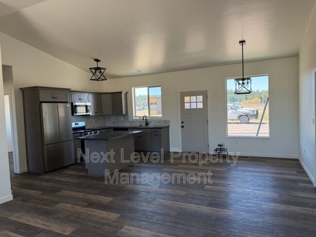 Foto del edificio - 1522 Trumble Creek Rd