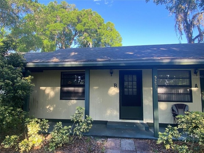 Building Photo - 5223 Peach Ave