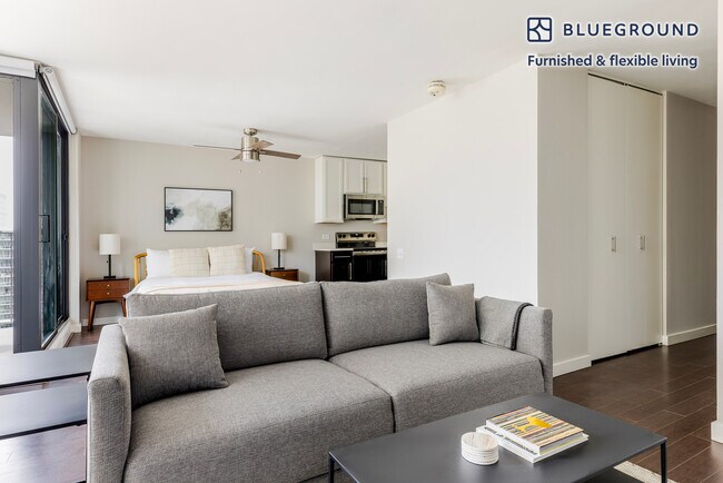 Foto del edificio - 77 W Huron St