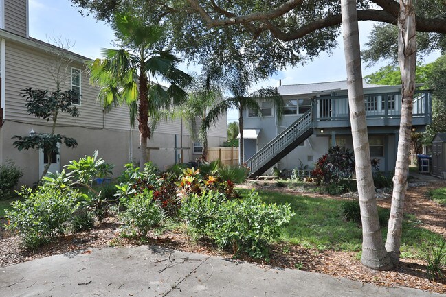 Foto del edificio - 3734 Burlington Ave N