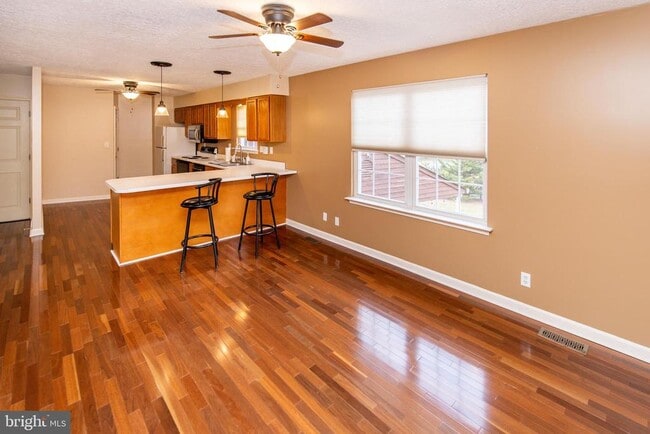 Foto del edificio - 2743 Rutland Rd