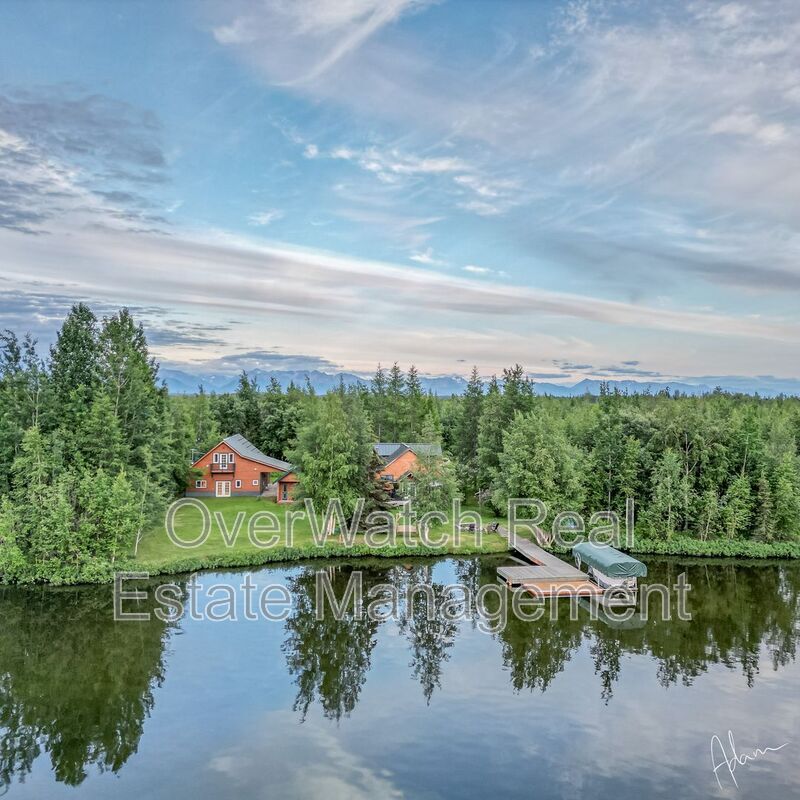 Foto principal - 1047 S Wolf Rd