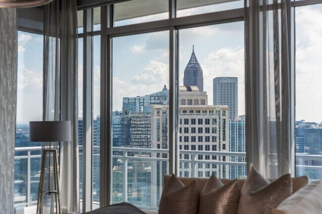 Foto del edificio - 1065 Peachtree St NE