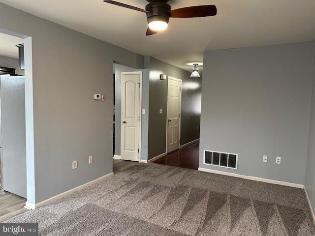 Foto del edificio - 6402 Creekbend Dr