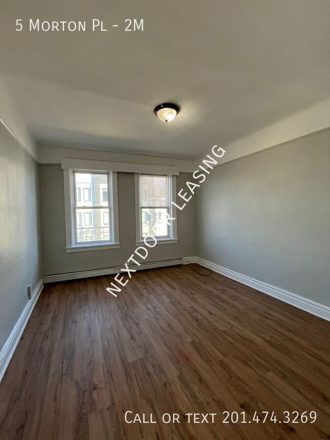 Foto del edificio - 5 Morton Pl