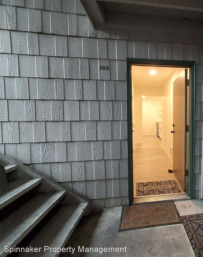 Foto principal - 2 br, 1 bath House - 33021 18th Place E-105