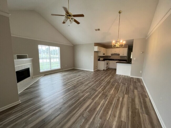 Foto del edificio - Renovated 2 Bedroom 2 Bath Home for Rent!!