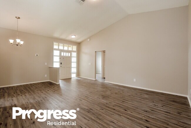 Building Photo - 862 E Charing Cross Cir