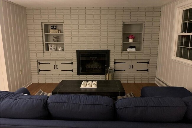 Foto del edificio - 5 Meriden Rd