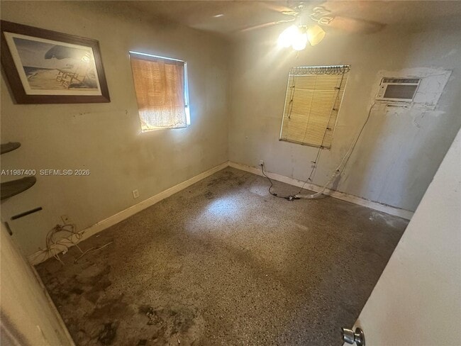 Foto del edificio - 1271 NE 32nd St