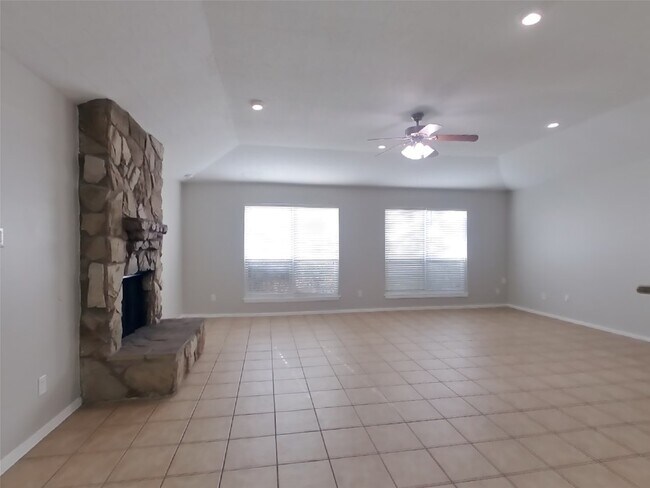 Foto del edificio - 8218 Tattershall Cir