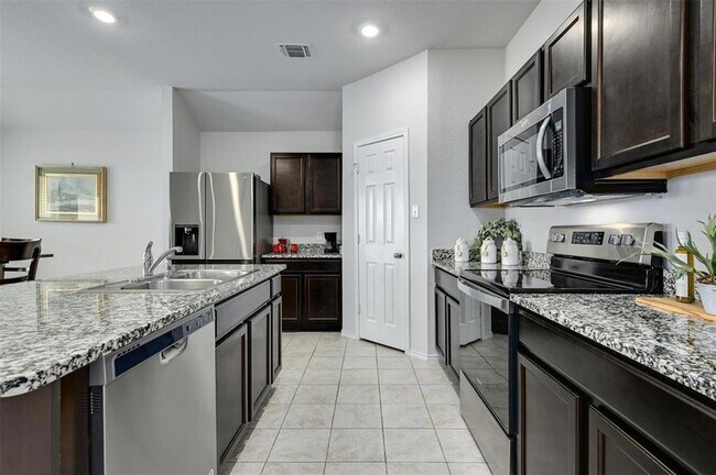 Foto del edificio - 1045 Taggart Trail