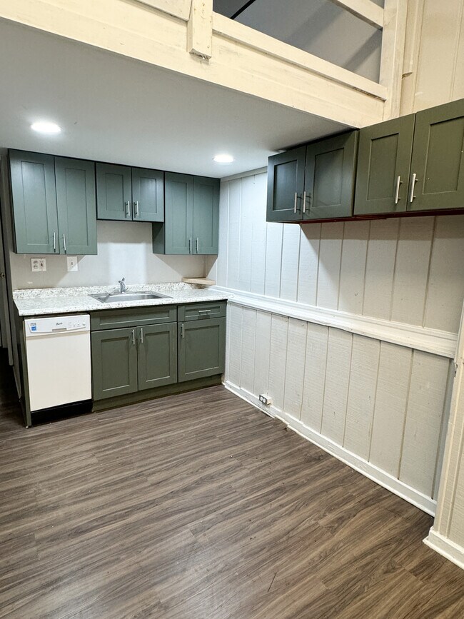 Foto del edificio - 330 S 17th St