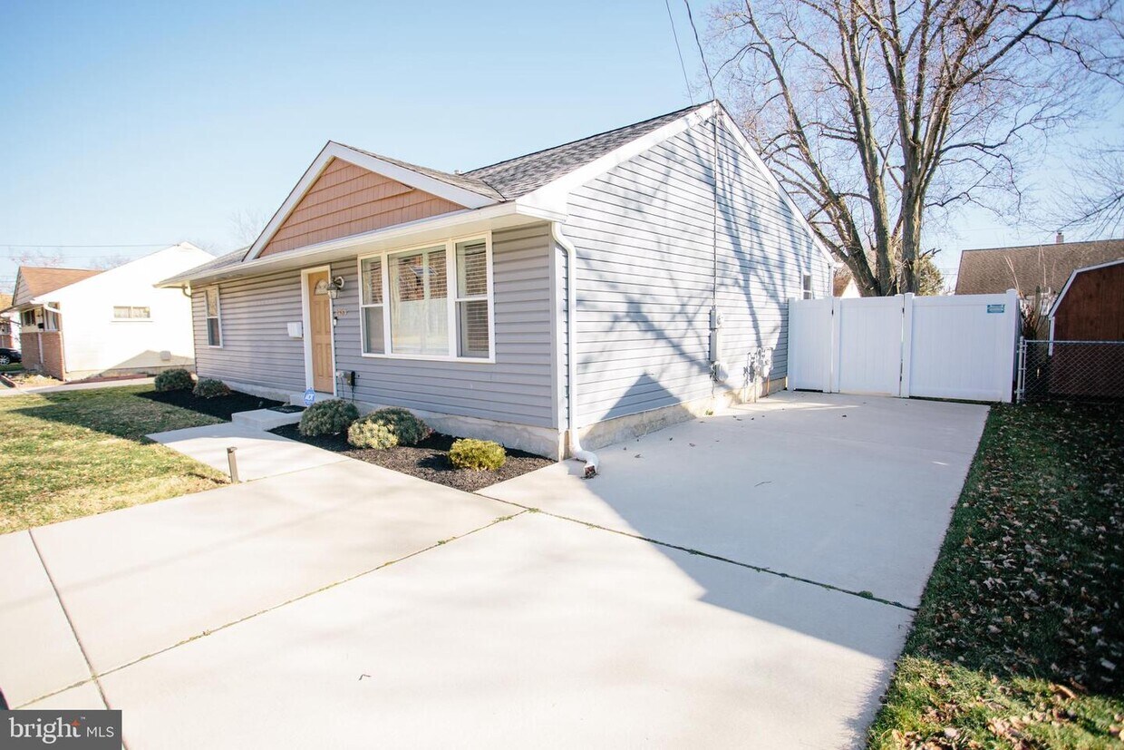 1489 Delsea Dr, Deptford, NJ 08096 House Rental in Deptford, NJ