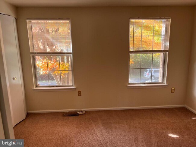 Building Photo - 34 Gannon Way