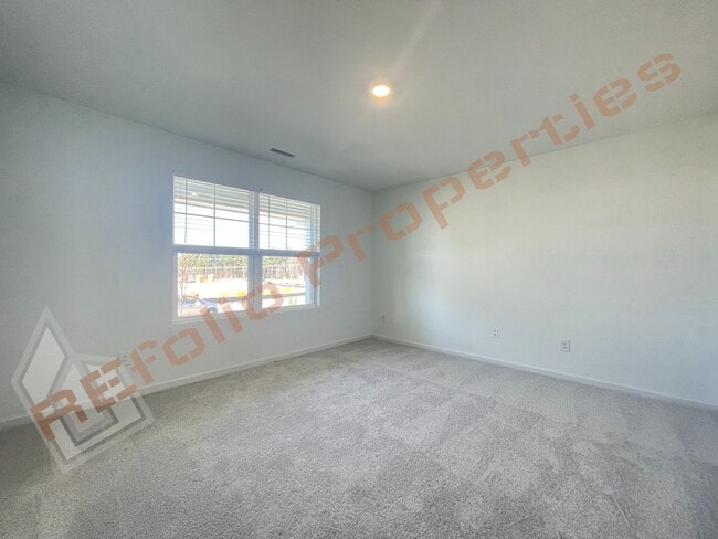 Building Photo - Rental Resort Living! Gorgeous End Unit 3 Story 4 bedroom, 3.5 bathroom Bradley Townhome With Man...