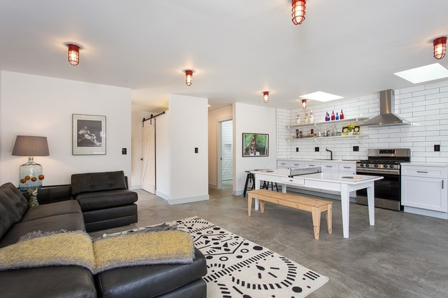 Foto del edificio - 405 N Avenue 66