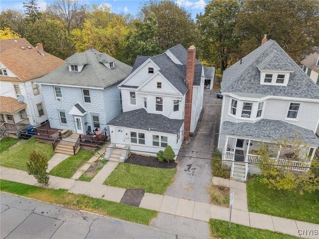 Building Photo - 145 Hixson Ave