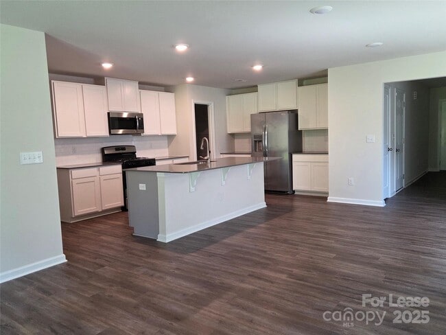 Foto del edificio - 1537 Woodhouse Dr