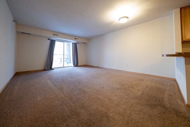 Foto del edificio - 16520 Tranquility Ct