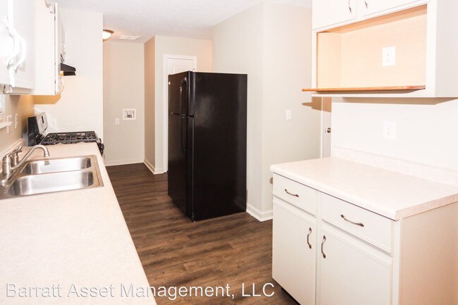 Building Photo - 7400 Sharzad Pl