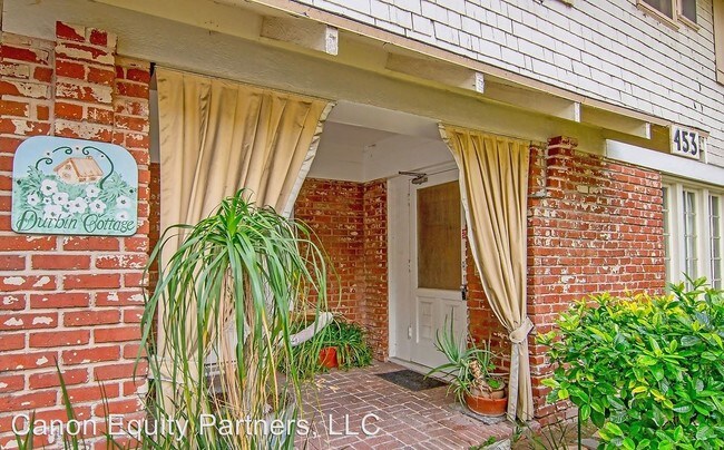 Building Photo - 453 S Wilton Pl