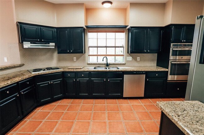 Foto del edificio - 1015 Valley Acres Rd
