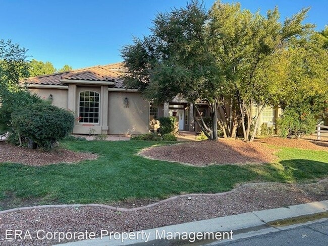 Building Photo - 5 br, 6.5 bath House - 584 W. Mariposa