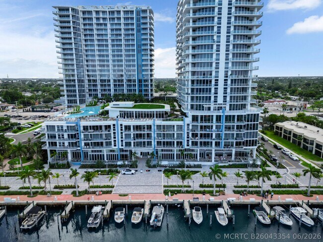 Foto del edificio - 220 Lake Shore Dr
