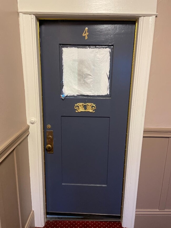 Building Photo - 210 Page St