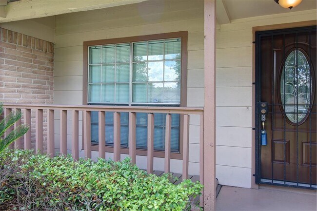Building Photo - 12351 Northcliffe Manor Dr