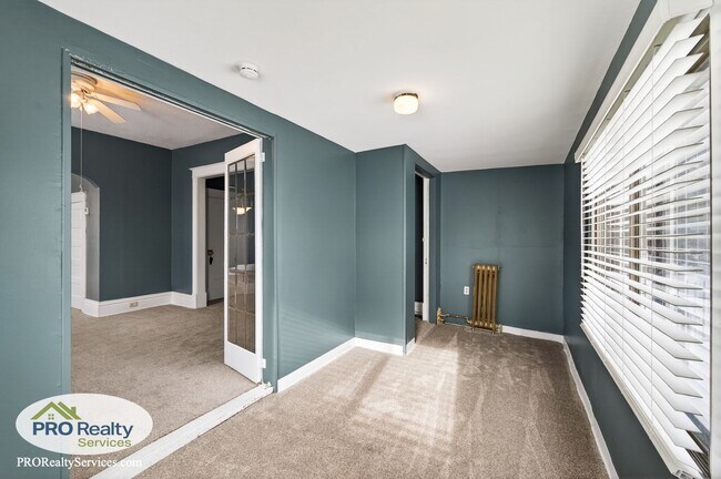 Foto del edificio - 2 Bedroom Main Level Duplex Unit **Half off July's Rent with a July 2026 Move In**