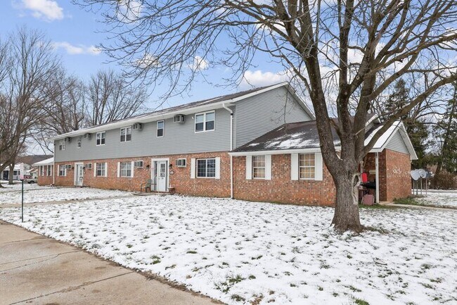 Building Photo - 234 Slocum Ave