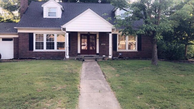 Building Photo - 108 Williamsburg Dr