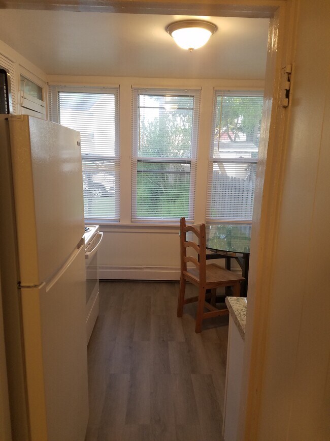 Kitchen - 42 E Locust St
