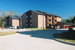 Primary Photo - Silver Oaks II Apartments